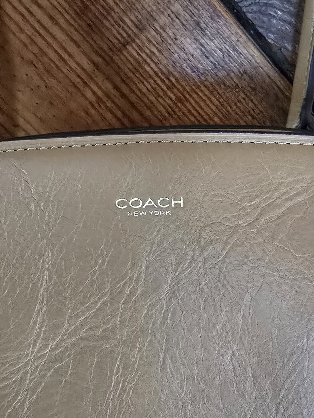 PRICE DROP 2 DAYS ONLY. COACH Empire 34 Is Great Used Condition * - Picture 9 of 13